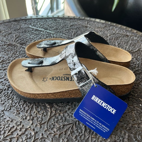 Birkenstock Shoes - BIRKENSTOCK GIZEH SANDALS IN METALLIC BLACK 35 US 4-4.5 US